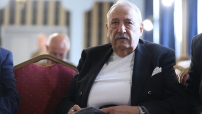 Журналистът Иван Гарелов е починал във вторник сутринта след продължително