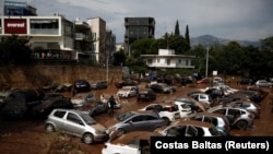 Imagini de la inundațiile de acum doi ani, de lângă Atena 