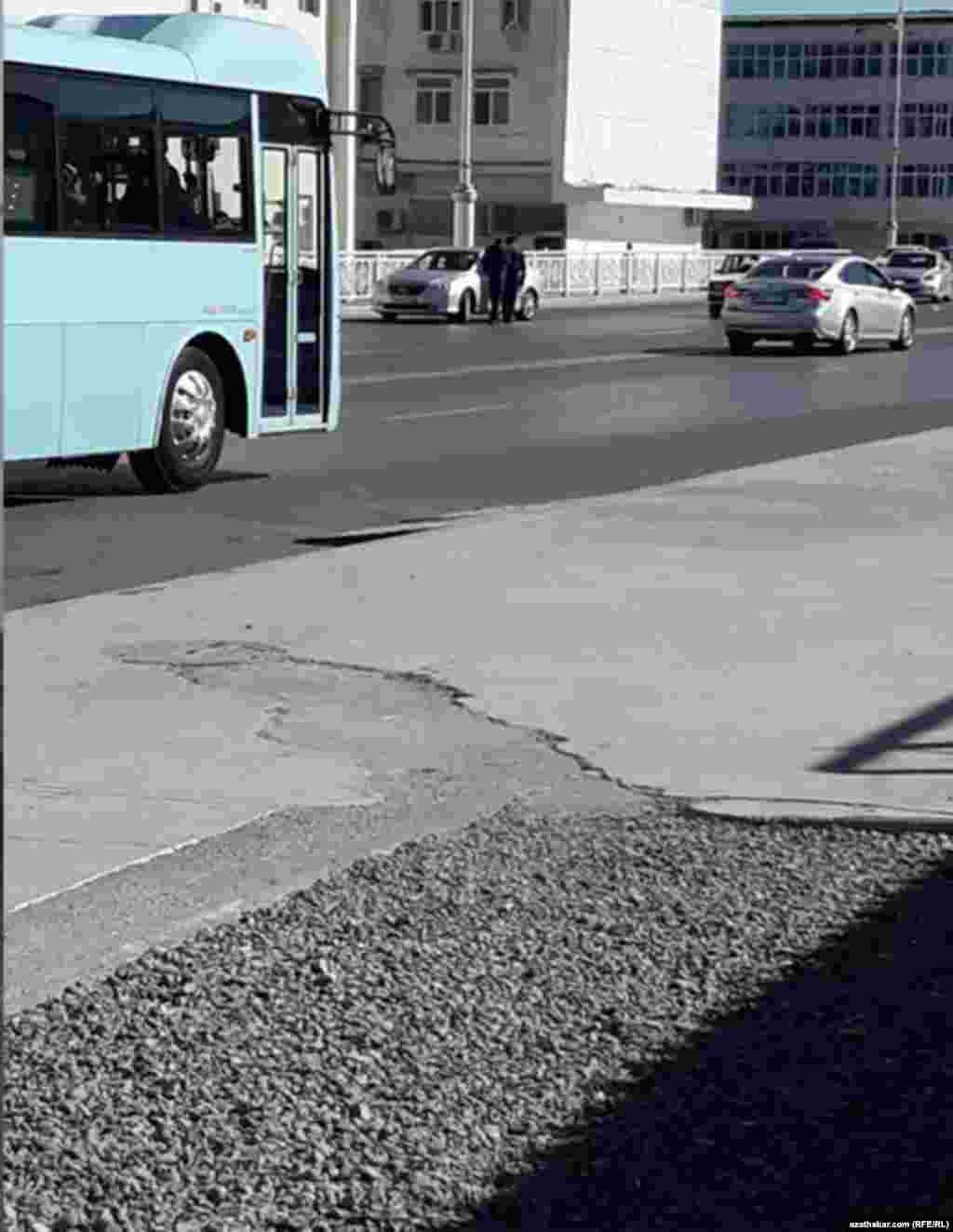 Aşgabadyň köçeleri.