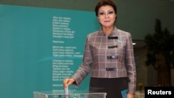 Старшая дочь бывшего президента Казахстана Нурсултана Назарбаева Дарига Назарбаева, спикер сената парламента.