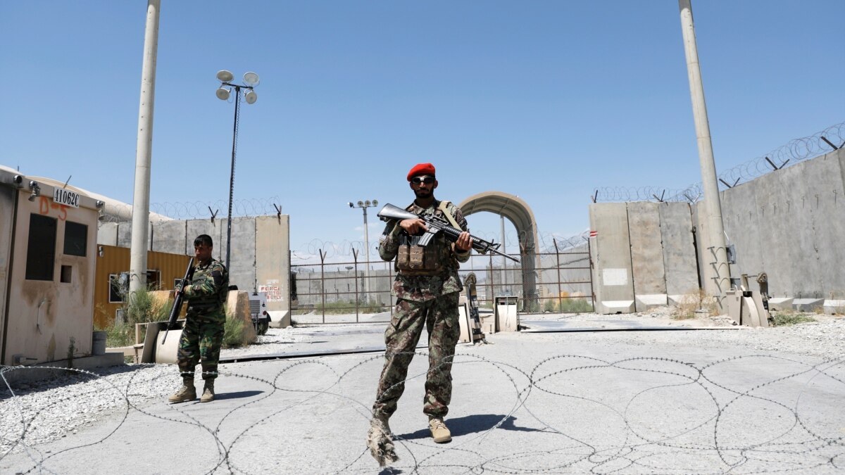 Американські військові передали афганському уряду авіабазу Баграм після 20 років використання