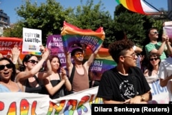 U Turskoj se LGBTI+ zajednica okupila kako bi održala Prajd, uprkos zabrani vlasti, 30. jun 2024.