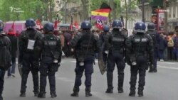 У Парижі протестували супротивники трудових реформ, які обіцяв новообраний президент Макрон (відео)