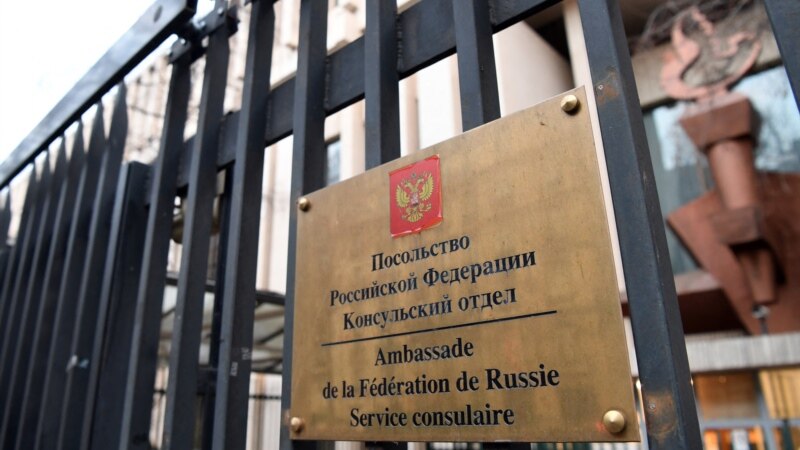 Париж – Москва: цхьацца дипломатна нон-грата кхайкхийна