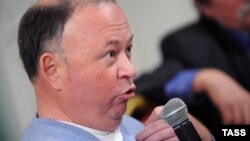 ანდრეი კარაულოვი