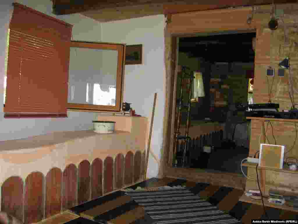 Fotografije: Ankica Barbir Mladinović i arhiv Eko sela Blatu&scaron;a