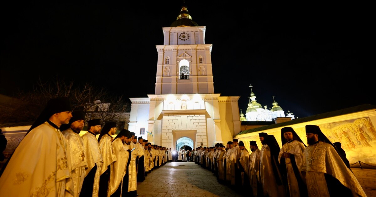 У Києві прощаються з патріархом Філаретом