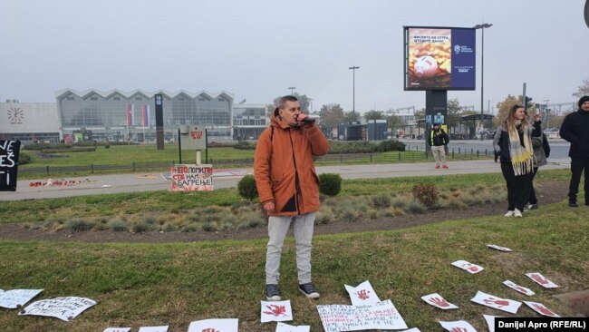 Marko Šelić na blokadi u Novom Sadu, 17. novembar 2024.