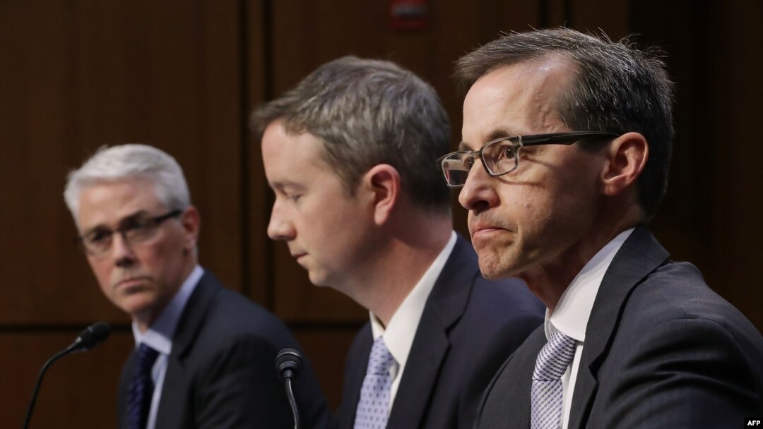 Намояндагони Facebook, Google ва Twitter ҳангоми гузоришдиҳӣ ба Конгресс