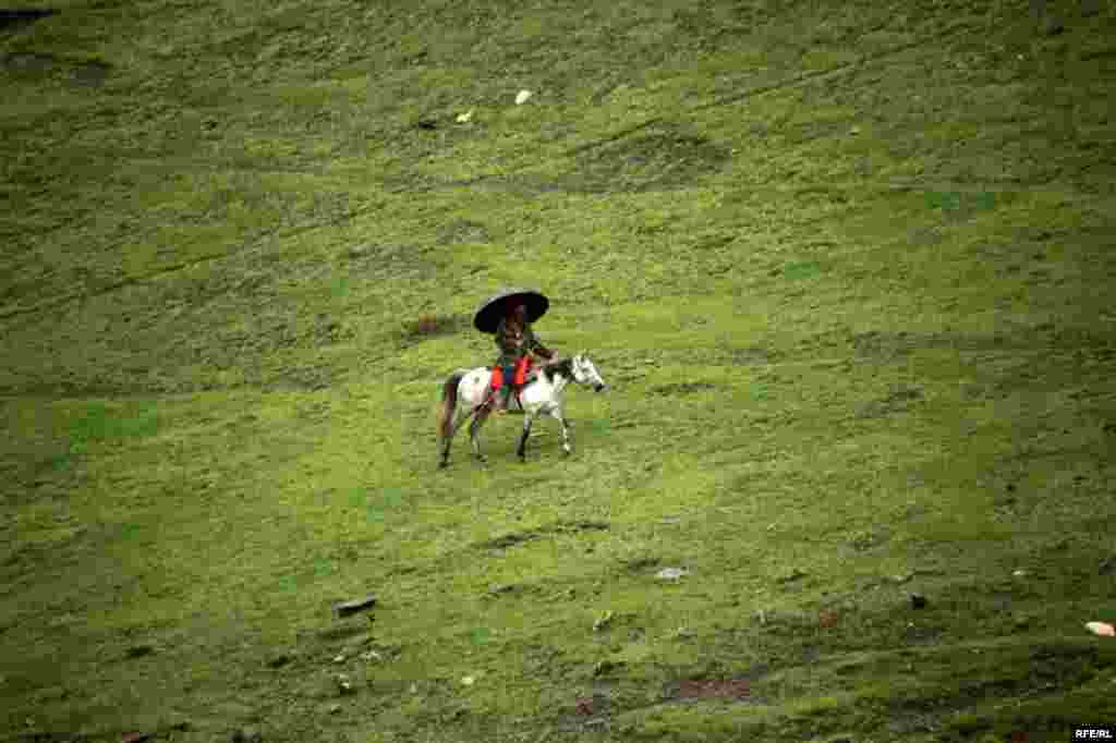 Xınalıq kəndinin yay qayğıları #22