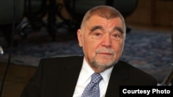 Stjepan Mesić  
