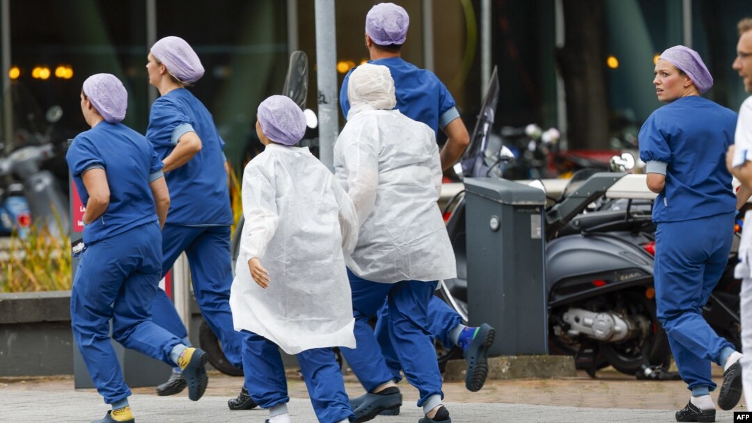 Personalul de la Centrul Medical Erasmus din Rotterdam/Olanda a fost evacuat în urma atacului unui bărbat de 32 de ani.