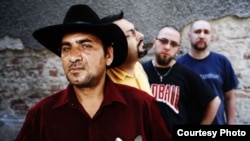 Shukar Collective Project