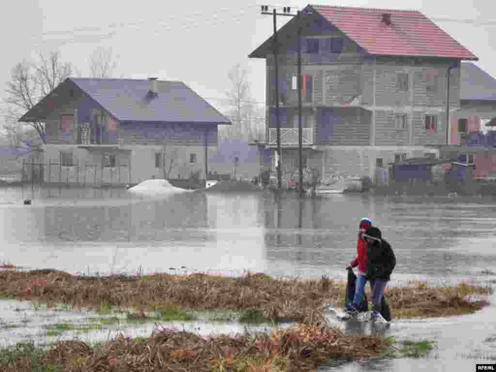 Bosnia-Herzegovina, Floods, 7Jan2010, Photo: Midhat Poturović