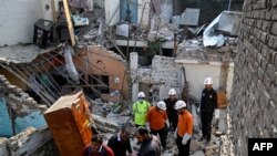 چارواکي تر چاودنې وروسته د واده کور جاج اخلي - د جنورۍ ۱۱مې انځور. 