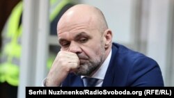 За рішенням суду, Владислав Мангер має перебувати під вартою до 3 березня або внести заставу в розмірі майже 2,5 мільйона гривень