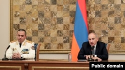 Armenia - Prime Minister Nikol Pashinian addresses senior officials from the Investigative Committee, Yerevan, October 8, 2025.