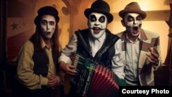 ბრიტანული ბენდი The Tiger LIllies-ი