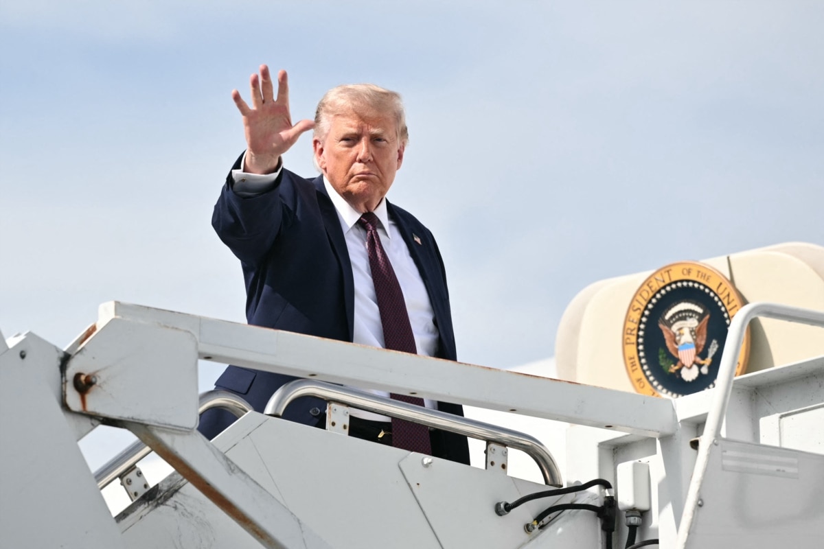 US President Donald Trump boards Air Force One before departing a regional airport in Reading, Berks County, Pennsylvania, June 23, 2026.