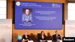 Objavljivanje da je Francis Halzen dobitnik Nobelove nagrade za fiziku za 2026, na pres-konferenciji u Kraljevskoj švedskoj akademiji nauka u Stockholmu, 6. oktobra 2026.