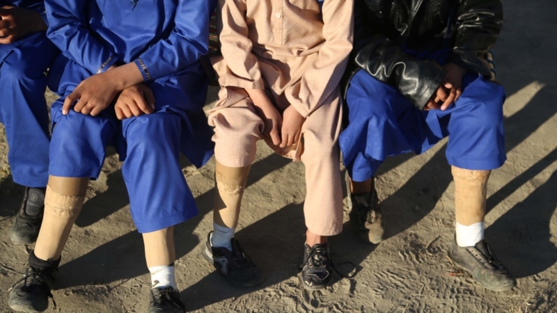 د معاشونو له نه تر لاسه کولو شکايت؛ يوناما: د افغان معلولیت لرونکو وګړو ملاتړ په کار دی
