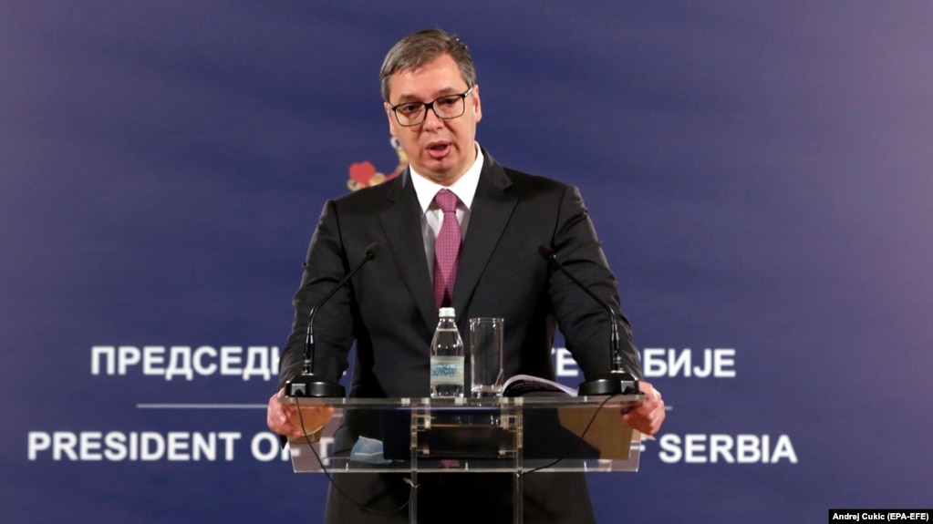 Predsednik Aleksandar Vučić (na fotografiji, april 2021.) svaki dan krši ustav. Nijedna od stvari, kojima se on bavi, nije predviđena kao funkcija predsednika države što će reći da on time ne bi smeo da se bavi - ocenjuje profesorka Danica Popović.