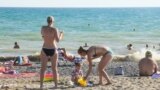 «Ціна і якість вже не збігаються» – російські туристи в Криму (відео)