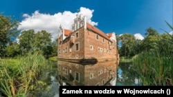 Замак у Вайнавіцах. Ілюстрацыйнае фота