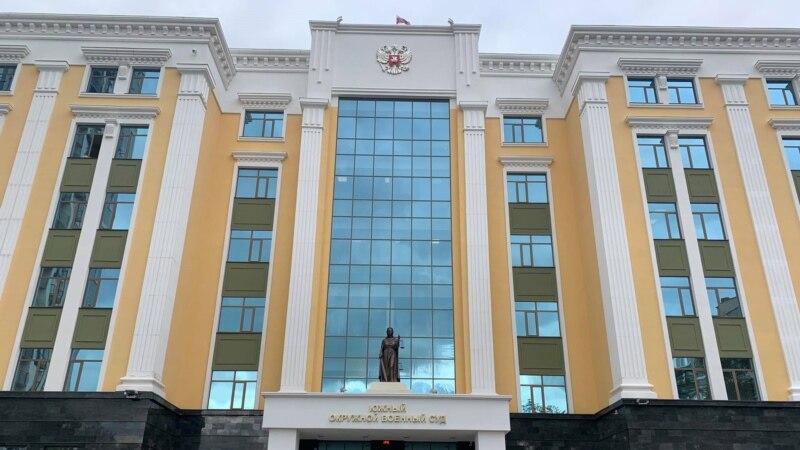Суд в Ростове приговорил трех обвиняемых в подготовке теракта в Черкесске к 18,5 годам колонии 