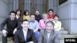 Radio Ozodlik staff at Prague HQ (CPP), 23May2006