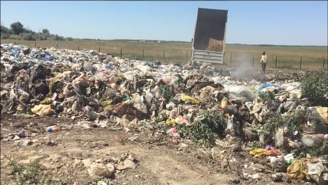 Құрылғы өздігінен дірілдейді