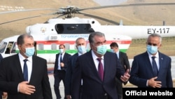 Эмомали Рахмон находится с рабочей поездкой в ГБАО. Фото пресс-службы президента Таджикистана