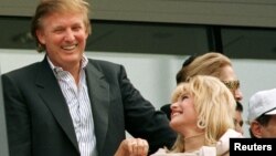 Дональд Трамп и его супруга Ивана. Архивное фото