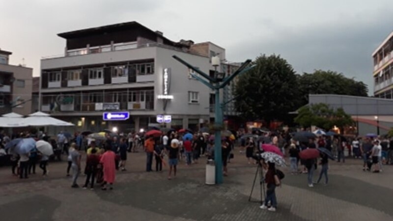 Protest građana Bihaća zbog migranata 