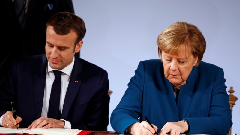 Merkel i Macron potpisali novi ugovor o suradnji  