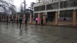 Олега Зубкова прийшли підтримати під будівлею суду понад 100 осіб (відео)