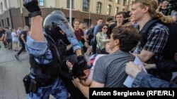 Задержание участников акции 27 июля в Москве 