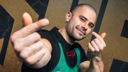 Емил Кръстев позира за представянето си на най-престижното състезание по силов трибой SBD Sheffield, 28 януари 2026 г.