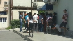 Diňle: Pul nagtlaşdyrmak kynlaşýar, hünärmen bankomat çözgüdini sorag astyna alýar