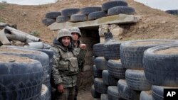 Военнослужащие Армии обороны Карабаха на боевых позициях, октябрь 2020 г.