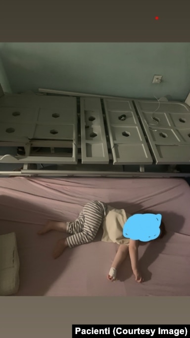 Pacienti 2-vjeçar, i shtrirë në Klinikën e Pedatrisë, në fund të qershorit.