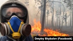 Валянтэр на пажары ў Чарнобыльскай зоне, ілюстрацыйнае фота