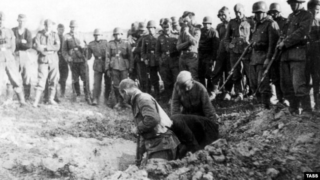ÐленнÑе кÑаÑноаÑмейÑÑ ÑоÑÑ Ñебе могилÑ, 1941