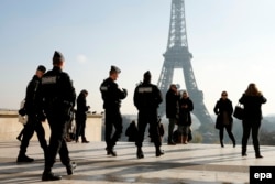 Noiembrie 2015: Parisul, plin de forțe de ordine în timpul stării de urgență de după atacurile din 13 noiembrie.