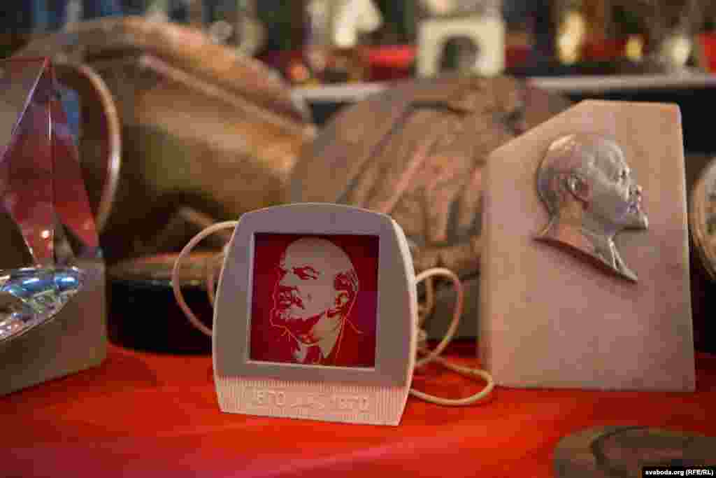 It’s easy to imagine that Pankrat is a dyed-in-red supporter of Soviet founding father Lenin. But he claims that he is largely apolitical. He says his collection simply fills him with memories of his own lifetime, of growing up in the Soviet Union. He calls his collection “The Meaning of Life.”