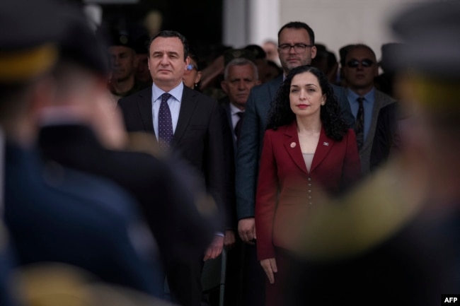 Osmani dhe Kurti kanë pasur bashkëpunim të mirë në pjesën më të madhe të kohës në vjetët e fundit, përveç disa përplasjeve kur kanë qenë në pyetje Shtetet e Bashkuara.