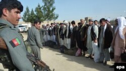 تعداد از زندانیانی که با صدور حکم رییس جمهور کرزی از زندان کندز رها شدند