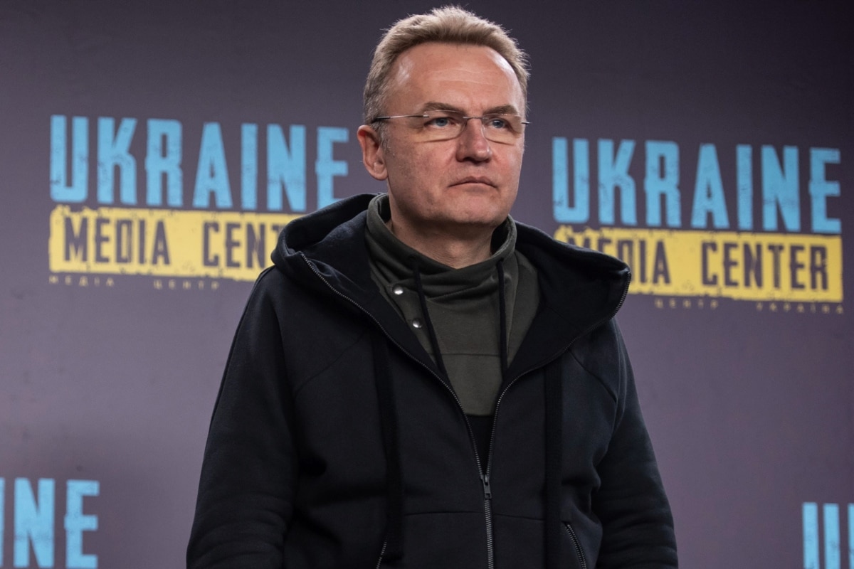 В автомобілі мера Львова знайшли, ймовірно, пристрій для прослуховування
