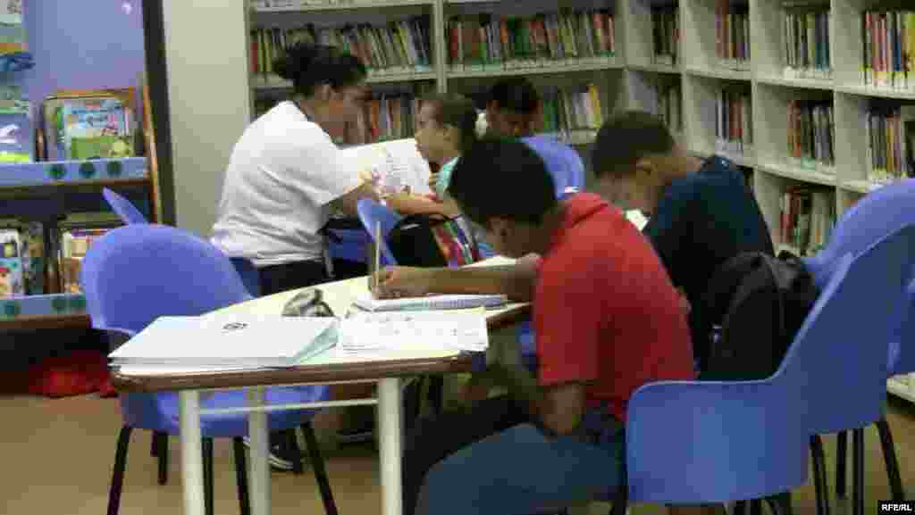 Paraisapolis Community Program #2