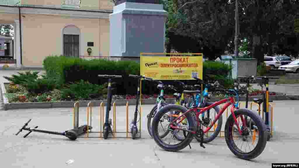 Прокат велосипедов и электросамокатов в Феодосии, июль 2019 года